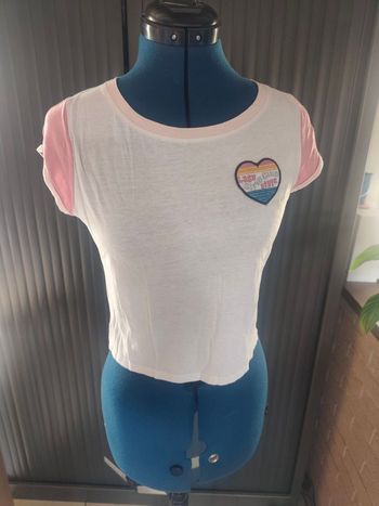 Croc top blanc et rose avec coeur jennyfer taille S