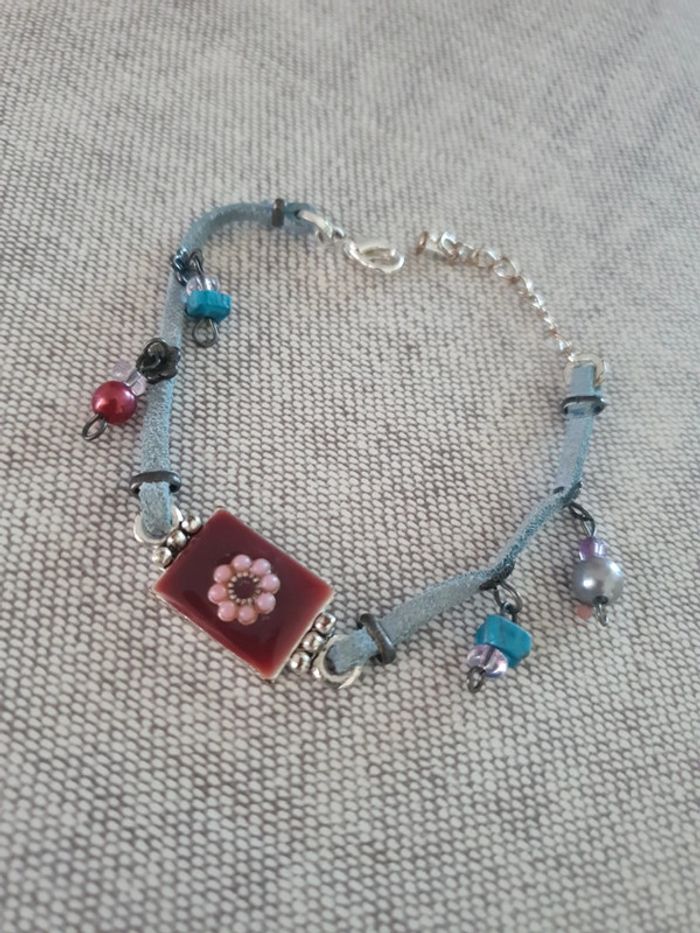 Bracelet cuir et pampilles