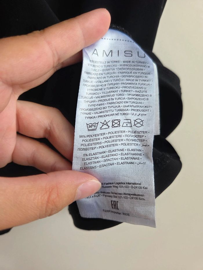 Débardeur noir en satin et dentelle - Amisu taille M - photo numéro 4