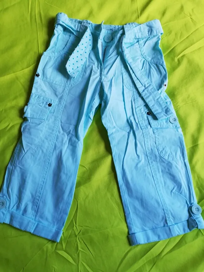 Pantacourt bleu ciel fille