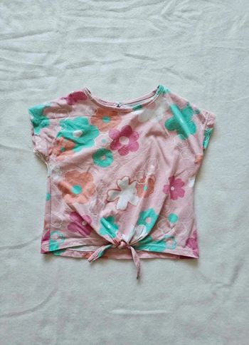 Magnifique t-shirt avec fleurs