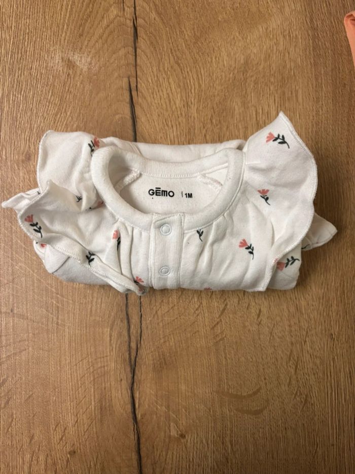 1 body 1 mois Gémo - photo numéro 3