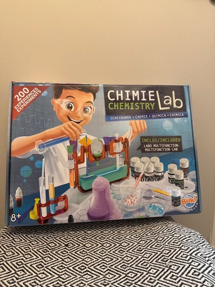 Buki - Coffret "Chimie Lab " 200 expériences -Dès 8 ans
