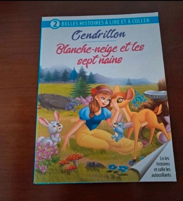 3 livres de dessins animés NEUFS avec autocollants pour enfant - photo numéro 2