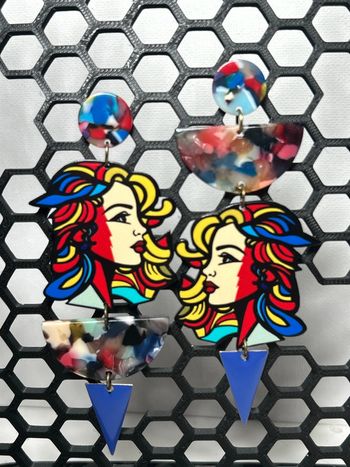 Longues boucles d’oreilles - Honneur au PopArt