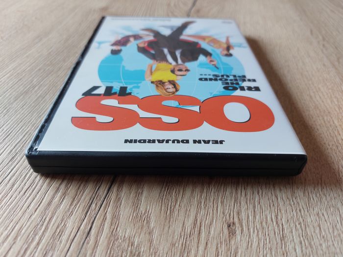 DVD "OSS 117 Rio ne répond plus" Jean Dujardin Louise Monot - photo numéro 6