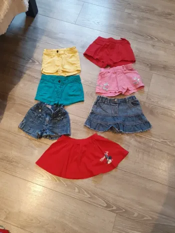Lot shorts et jupes 24 mois