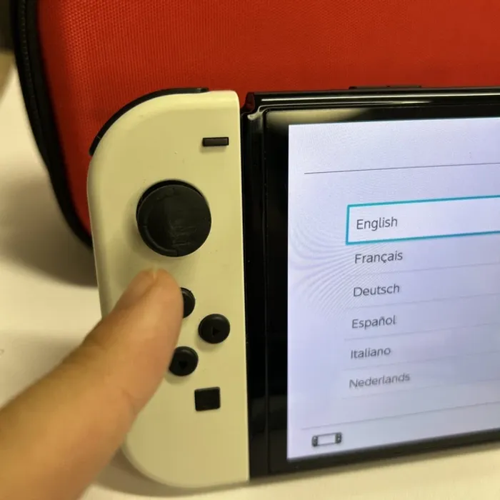 Nintendo Switch oled - photo numéro 3