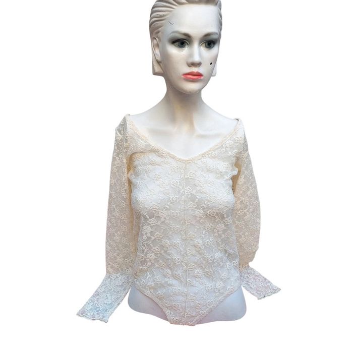 Joli body neuf dentelle