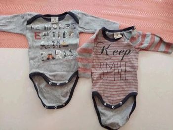Lot de 2 body 1mois ikks