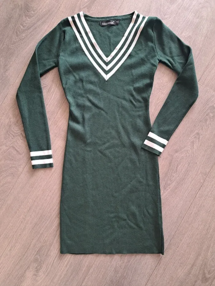 Robe moulante - photo numéro 2