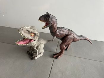 Lot de 2 grands dinosaures Jurassic World Figurine Mattel