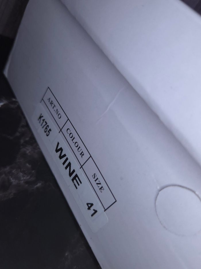 Baskets femmes bordeaux beige moumoute tendances - Taille 41 - NEUVES 🌟 - photo numéro 4