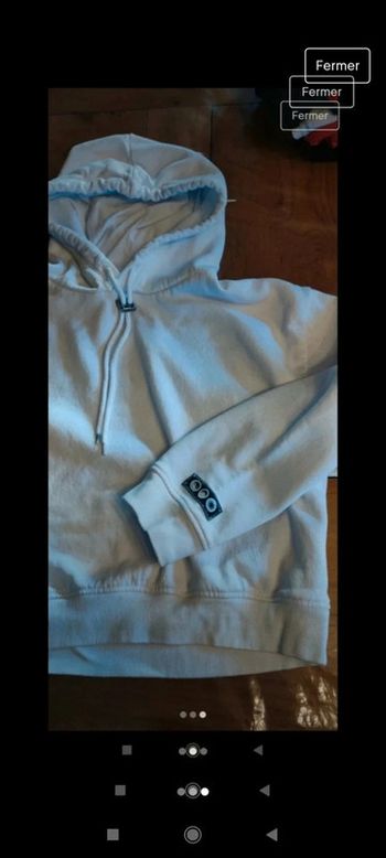 Sweat court à capuche