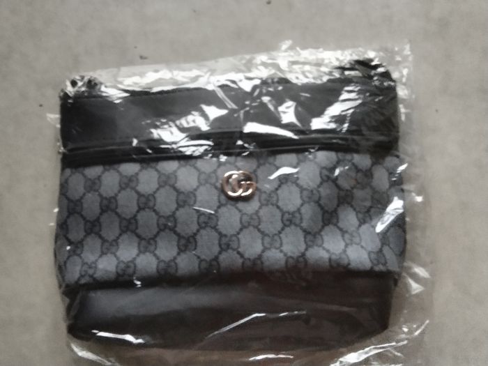 Sac noir avec motif neuf - photo numéro 4