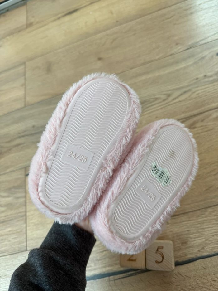Chaussons boots Lama pointure 24/25 fille - photo numéro 4