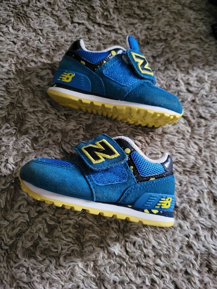 Basket bebe chaussure de marche NEW BALANCE taille 20 - photo numéro 2