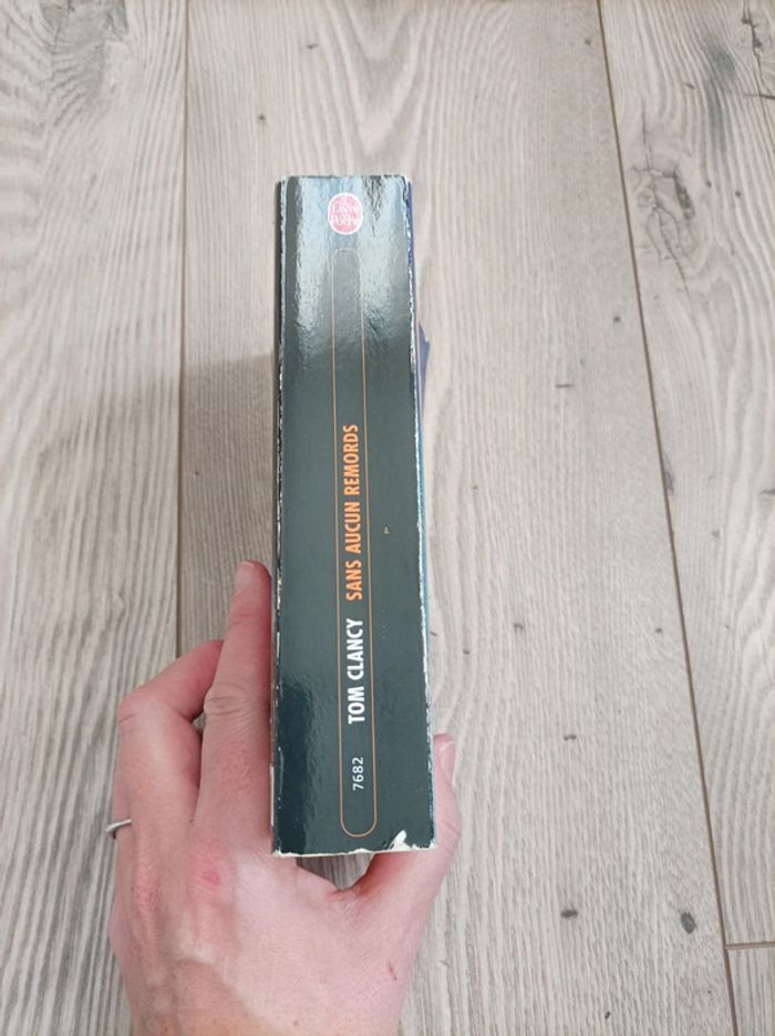 Livre "Sans aucun remords" Tom Clancy neuf - photo numéro 2