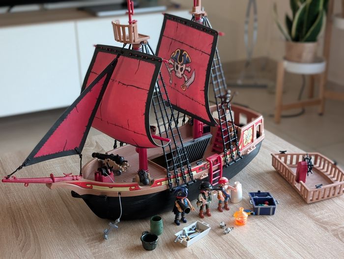 Playmobil 70411 Bateau pirates et ses accessoires