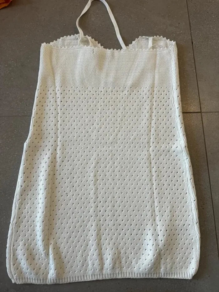 Robe maille détail ajouré Mango, taille L, valeur 40€ - photo numéro 4