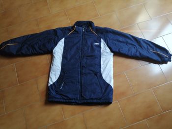 Blouson marine et blanc 14/16 ans Umbro
