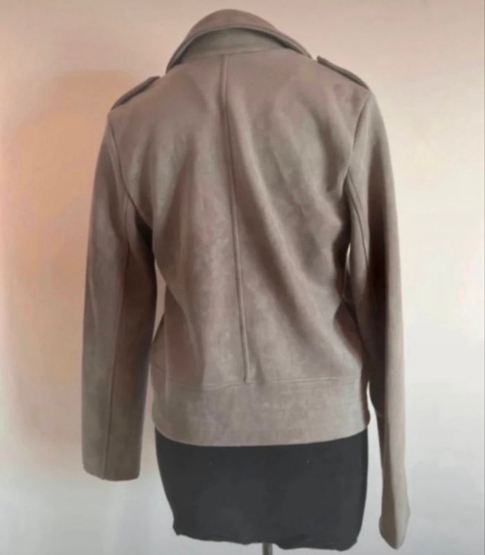 Veste en daim gris clair taille M de chez La Halle en bon état - photo numéro 7