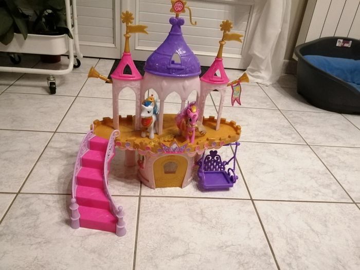 Château little Pony