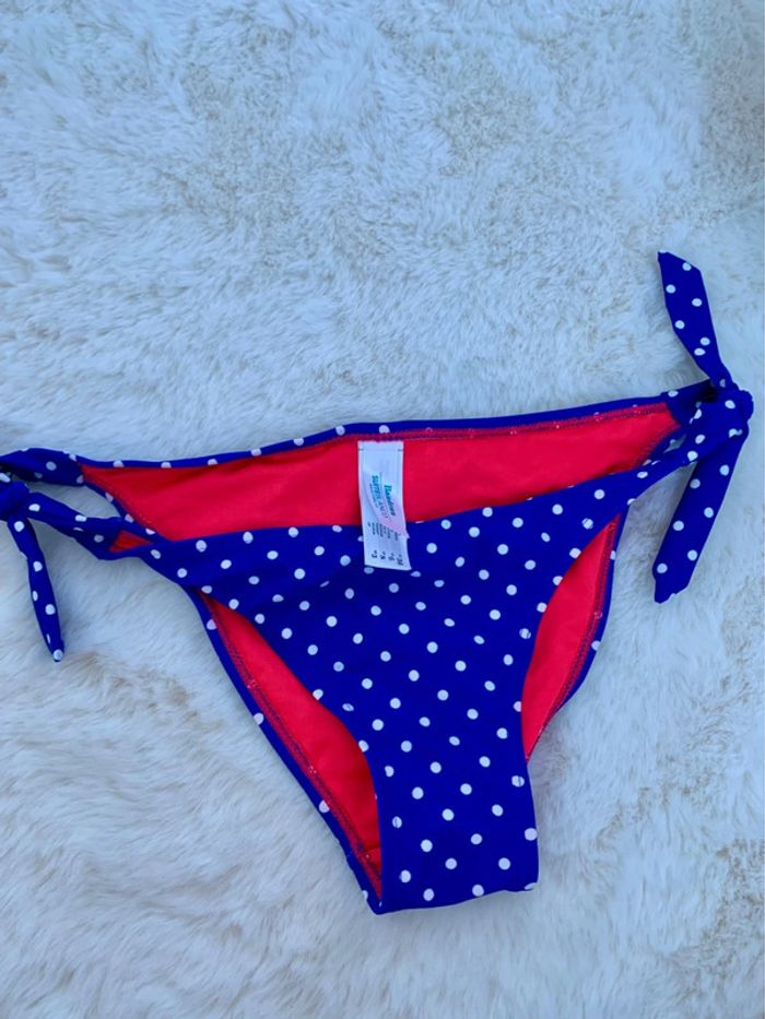 Bikini bleu électrique à pois - photo numéro 4