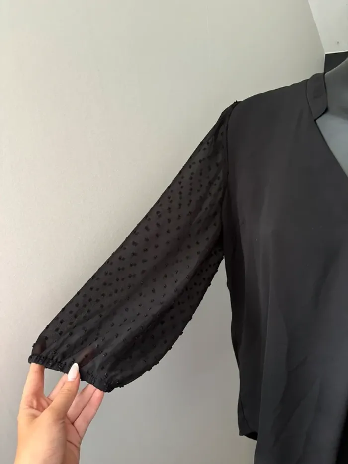 Blouse noire cache cache taille 3 - photo numéro 3