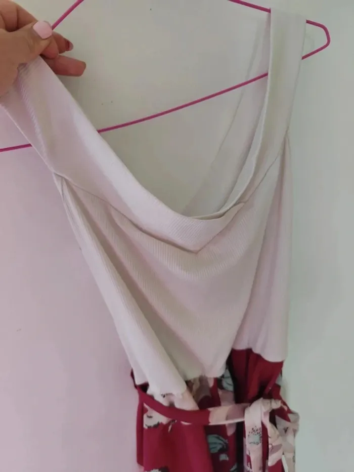 Robe d'été col bardot épaules dénudées - photo numéro 2