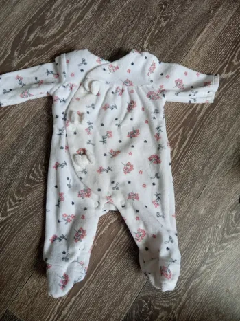 Pyjama gemo blanc fleur 1 mois