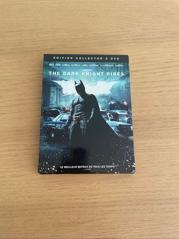 🍿 DARK KNIGHT