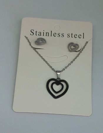 Parure collier et boucles oreilles acier inoxydable femme adolescente coeur