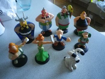 FIGURINES OBELIX