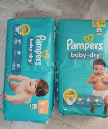 Lot 8 paquets de couches 