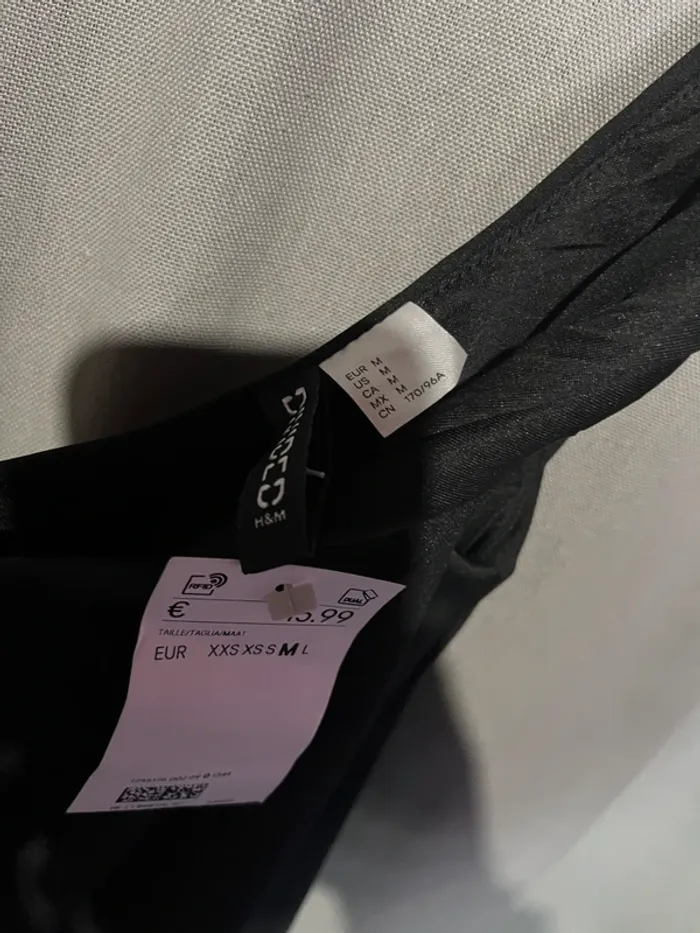 Robe noire h&m - photo numéro 2