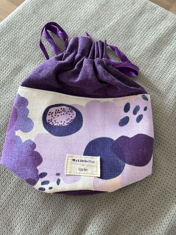 Trousse à maquillage  tarte