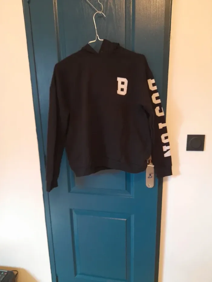 Sweat à capuche taille M