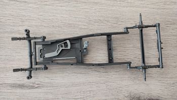 Châssis avec pédalier pièce détachée miniature burago Bugatti type 59 1934 1/18 #B67