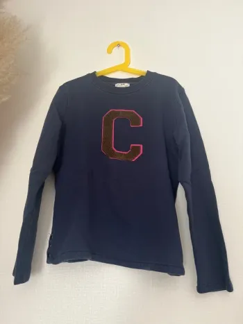 Pull bleu
