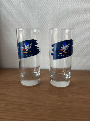 Lot de deux anciens verres publicitaires Gauloises