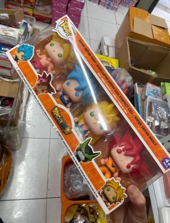 Lot figurine pop neuf