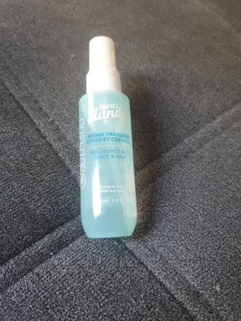 Neuf brume parfumée corps et cheveux marque merci handy