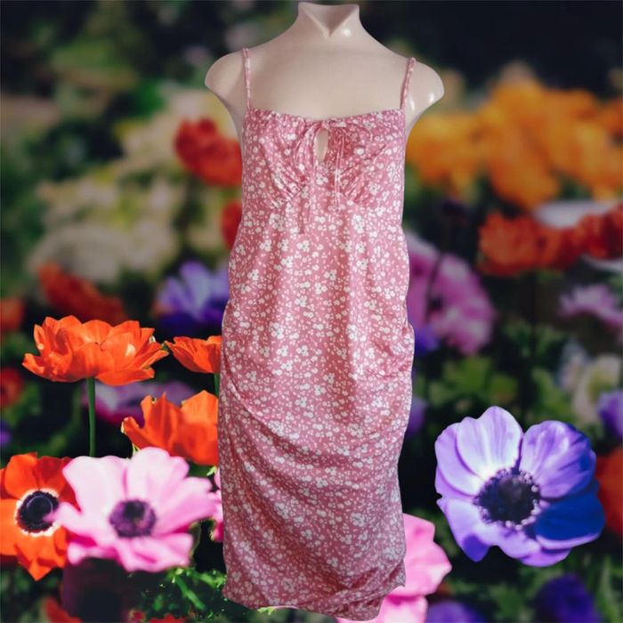 Magnifique robe 👗 fleurie rose/blanc - Shein - Taille L