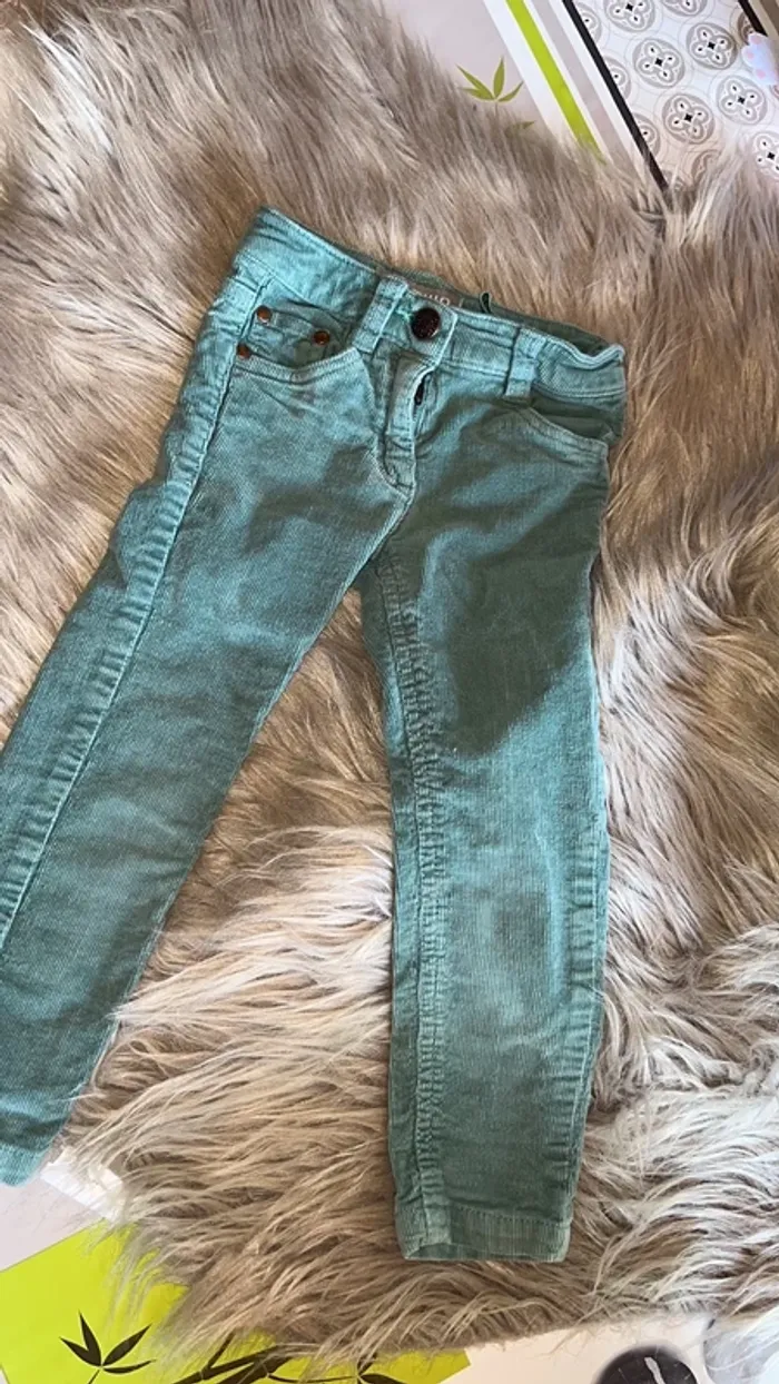 Pantalon vert velour fille 3 ans a redouté la redoute