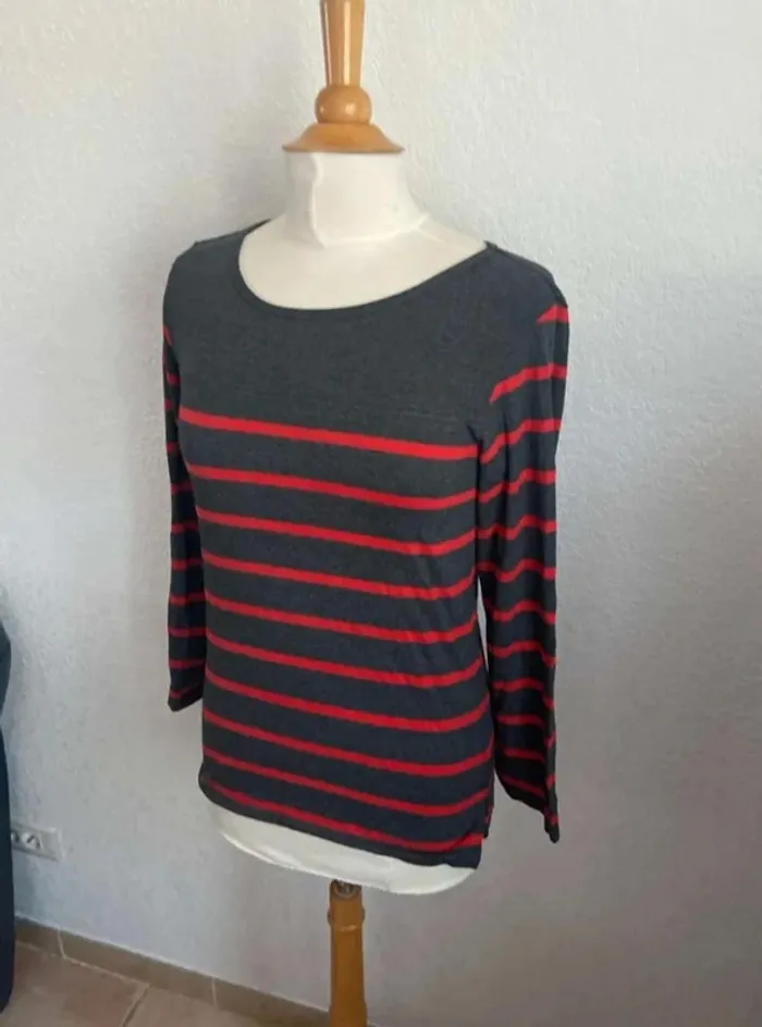 T-shirt  manches longues  T34/36 - photo numéro 4
