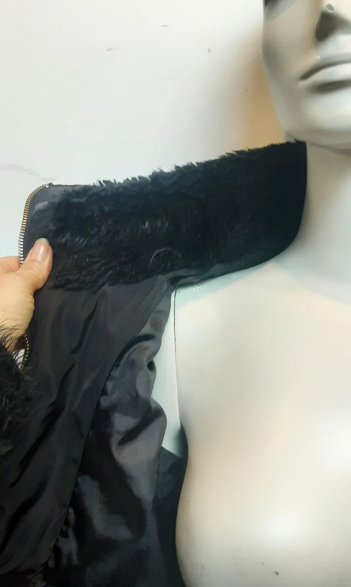 Doudoune  /manteau  chaud noir avec une tirette doré pour femme Taille 36 Only Fashion - photo numéro 6