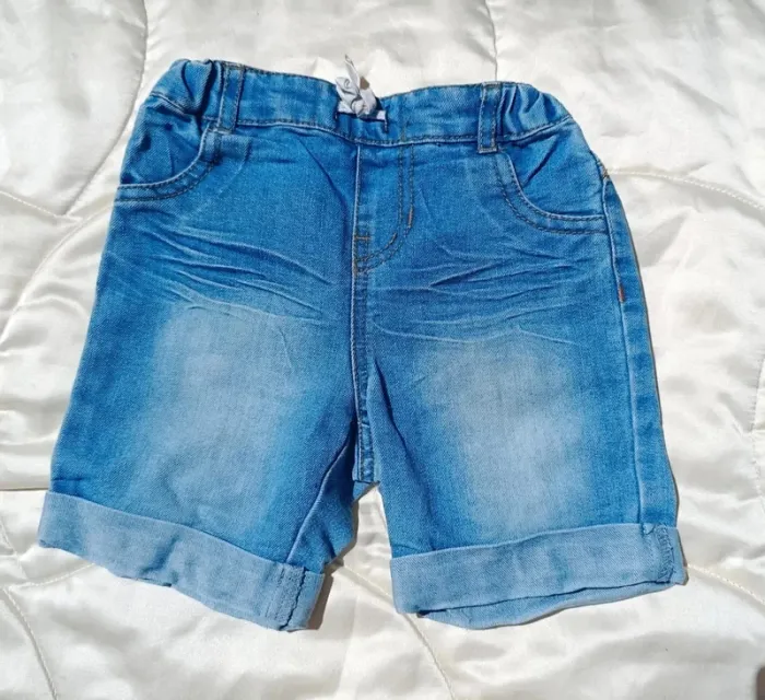 Short en jean  92 cm 3 ans Baby club