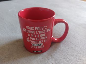 Tasse mug éditions Points rouge