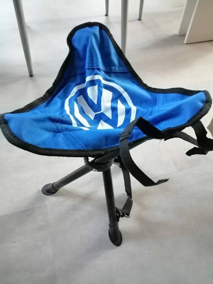 siège pliant bleu WV